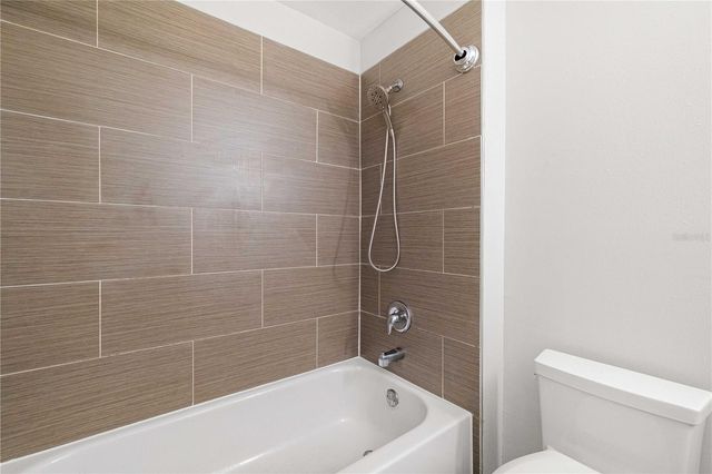 9412 LAKE CHASE ISLAND WAY 9412, Tampa, FL 33626