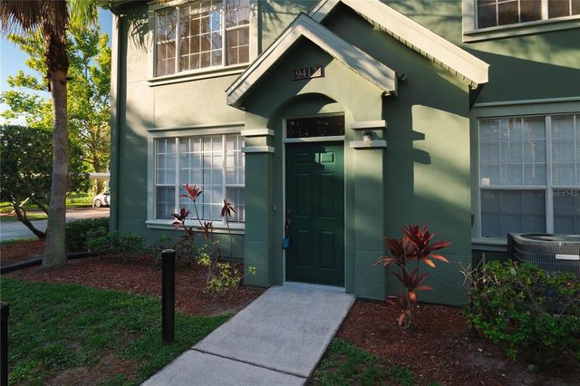 9412 LAKE CHASE ISLAND WAY 9412, Tampa, FL 33626