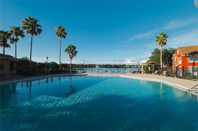 9412 LAKE CHASE ISLAND WAY 9412, Tampa, FL 33626