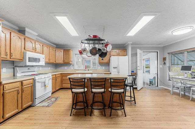 2878 W State Highway H, Shell Knob, MO 65747