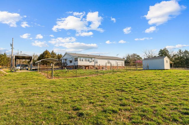 2878 W State Highway H, Shell Knob, MO 65747