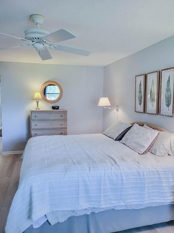 5018 MARSHFIELD ROAD 28, Sarasota, FL 34235