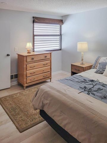 5018 MARSHFIELD ROAD 28, Sarasota, FL 34235