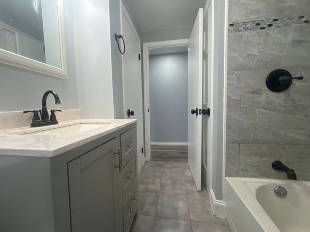 62 Jessie Ave 2, Attleboro, MA 02703