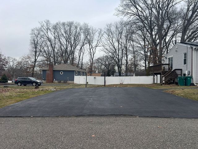 62 Jessie Ave 2, Attleboro, MA 02703