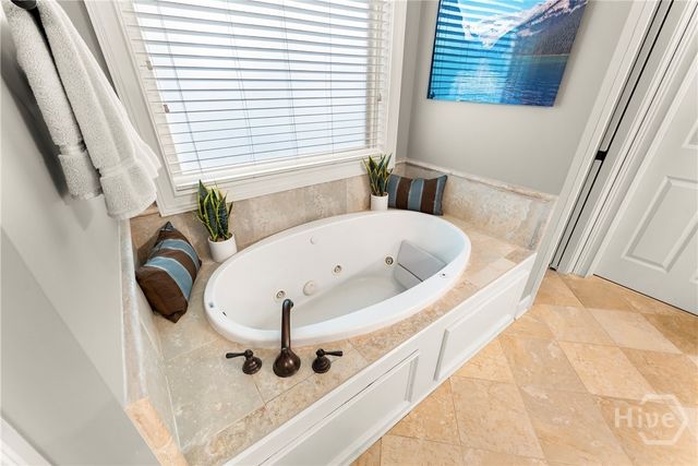 37 Grand Lake Circle, Savannah, GA 31405