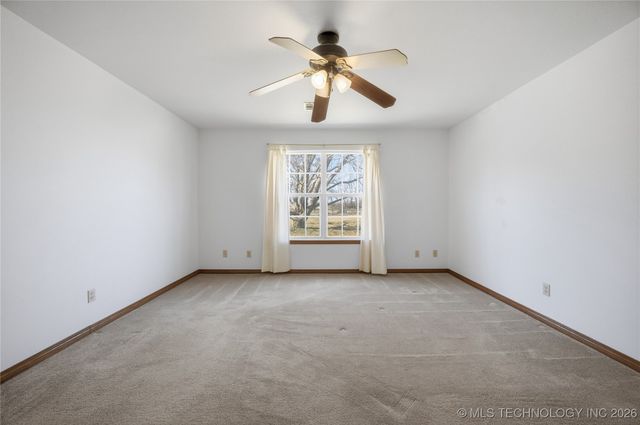 15315 N 247th Road, Okmulgee, OK 74447