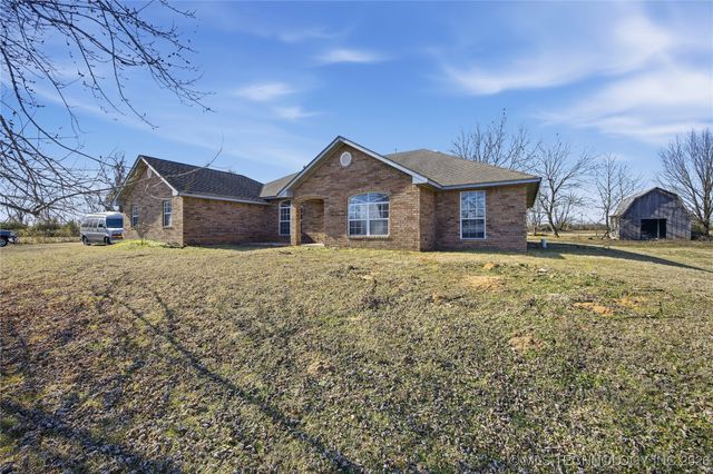 15315 N 247th Road, Okmulgee, OK 74447