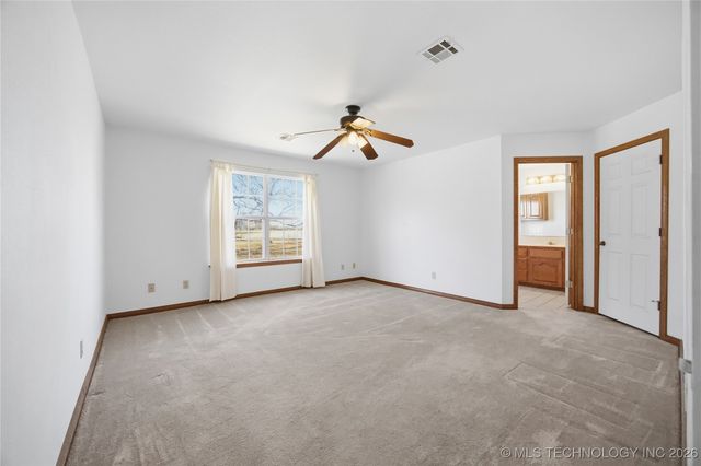 15315 N 247th Road, Okmulgee, OK 74447