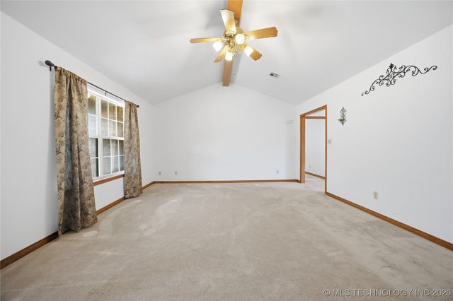 15315 N 247th Road, Okmulgee, OK 74447