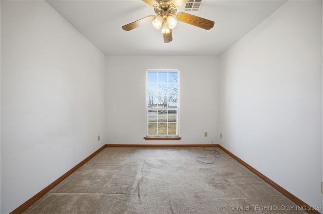 15315 N 247th Road, Okmulgee, OK 74447