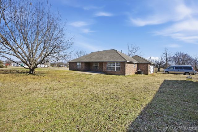 15315 N 247th Road, Okmulgee, OK 74447