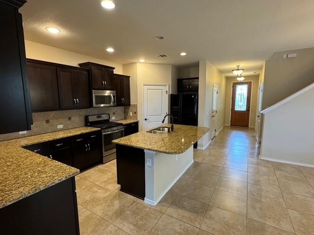 9417 Sawyer Fay LN, Austin, TX 78748