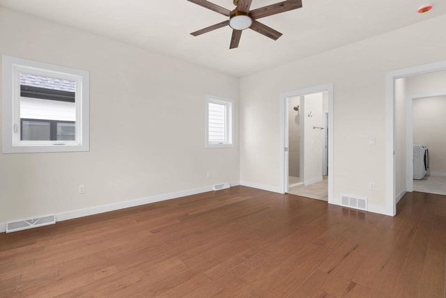 204 Lakeview Lane, Beaver Dam, WI 53916