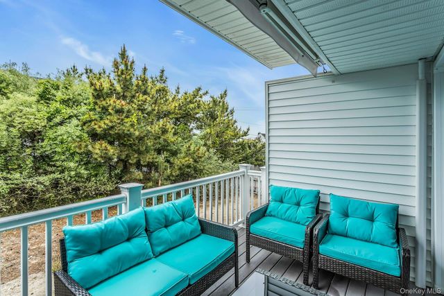 281 Dune Road 18a, Westhampton Beach, NY 11978