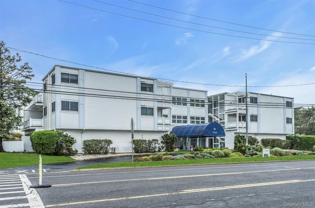 281 Dune Road 18a, Westhampton Beach, NY 11978