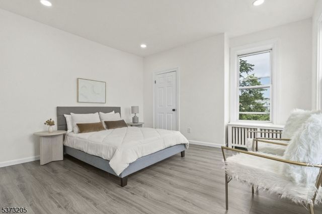 10 E 45Th St, Bayonne City, NJ 07002