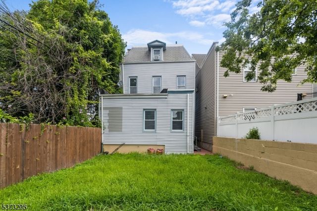 10 E 45Th St, Bayonne City, NJ 07002