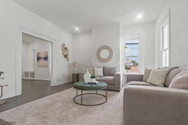 10 E 45Th St, Bayonne City, NJ 07002