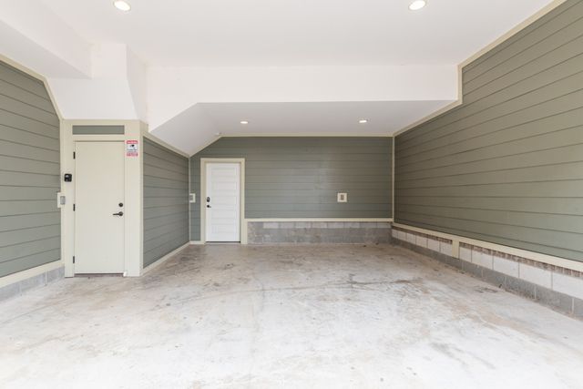 1027 E Trinity Ln Apt 6, Nashville, TN 37216