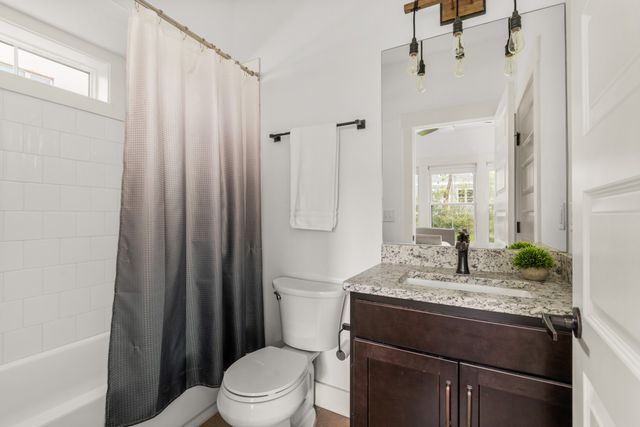 1027 E Trinity Ln Apt 6, Nashville, TN 37216