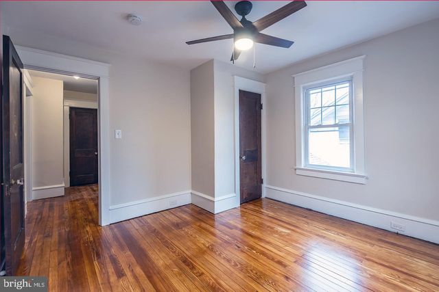 245 E KNIGHT AVE, Collingswood, NJ 08108