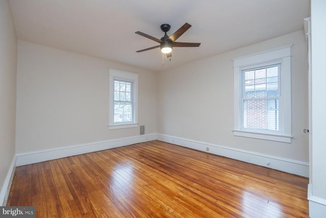 245 E KNIGHT AVE, Collingswood, NJ 08108