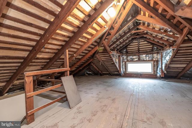 245 E KNIGHT AVE, Collingswood, NJ 08108