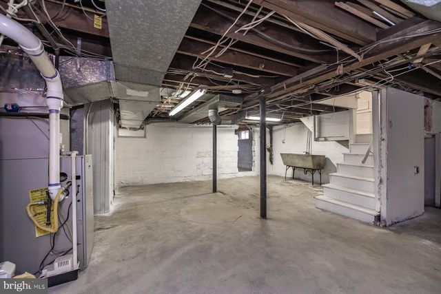 245 E KNIGHT AVE, Collingswood, NJ 08108