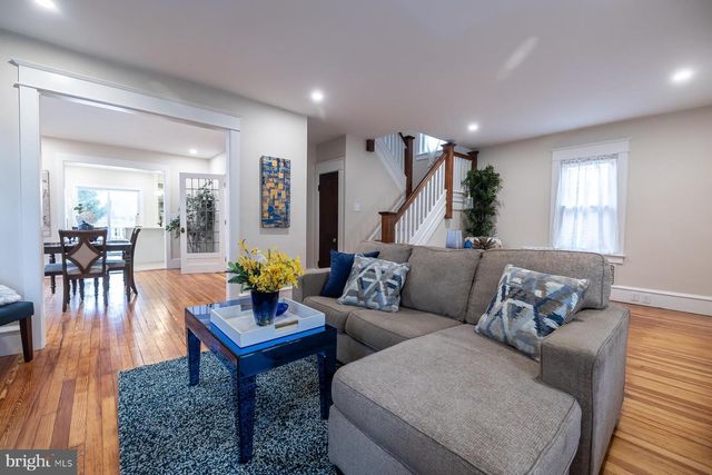 245 E KNIGHT AVE, Collingswood, NJ 08108