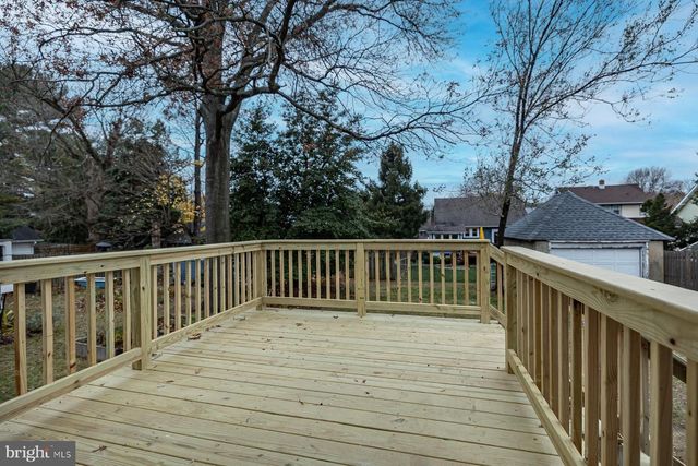 245 E KNIGHT AVE, Collingswood, NJ 08108