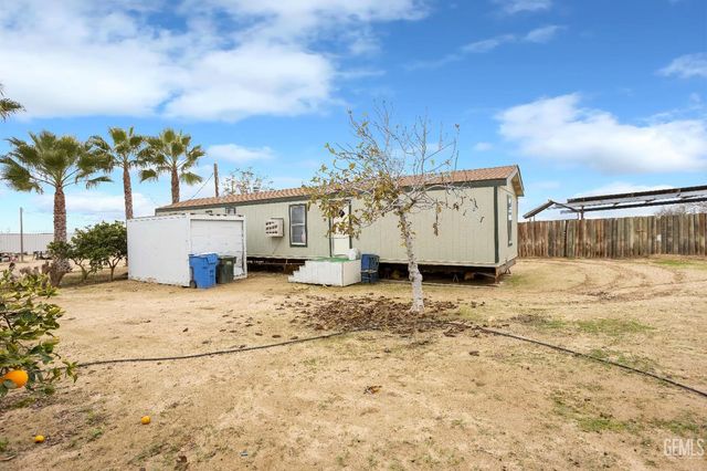 28345 Gardner Field Road, Taft, CA 93268