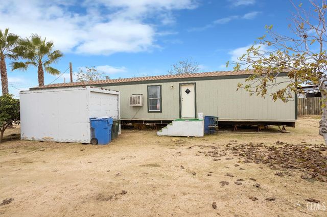 28345 Gardner Field Road, Taft, CA 93268