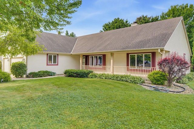W152S7689 Mystic DRIVE, Muskego, WI 53150