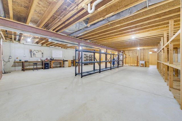 W152S7689 Mystic DRIVE, Muskego, WI 53150
