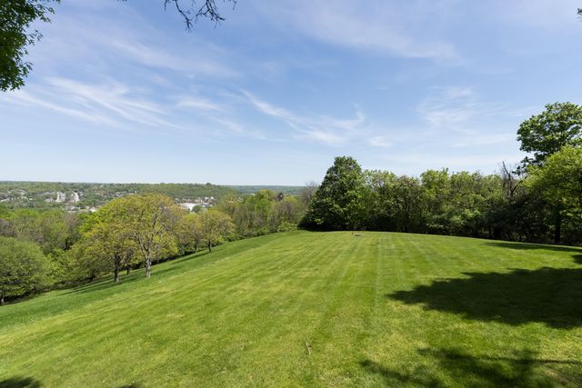 38 Walker Road, Fort Thomas, KY 41075