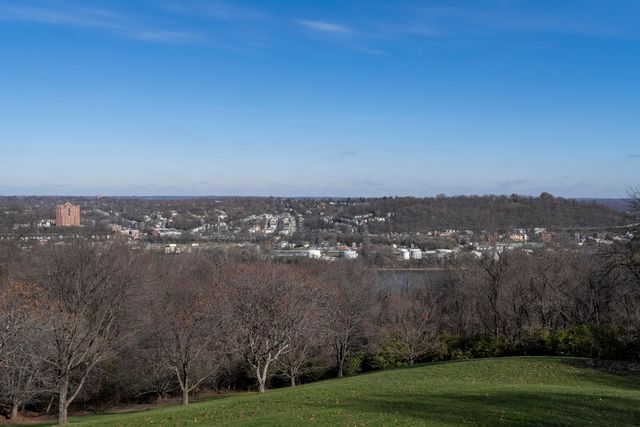 38 Walker Road, Fort Thomas, KY 41075