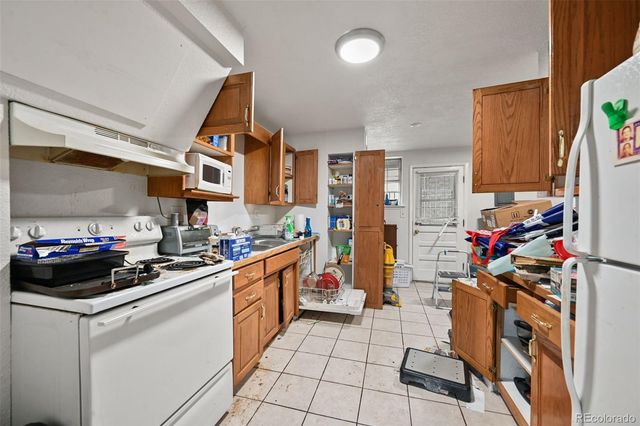 3480 S Akron Street 8, Denver, CO 80231