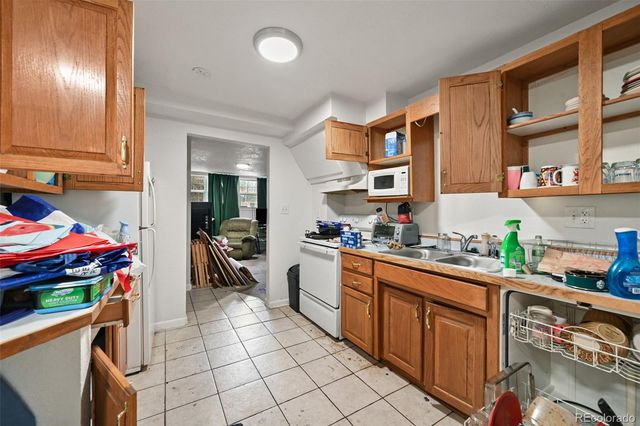 3480 S Akron Street 8, Denver, CO 80231