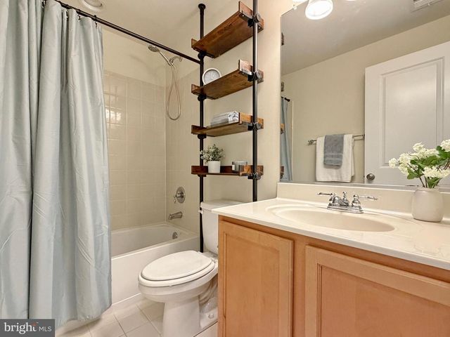 61 STEEPLECHASE DR, La Plata, MD 20646