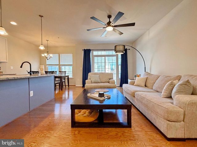 61 STEEPLECHASE DR, La Plata, MD 20646