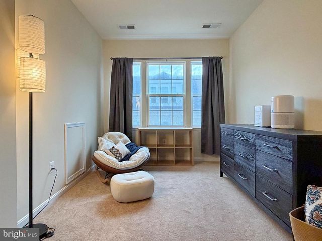 61 STEEPLECHASE DR, La Plata, MD 20646