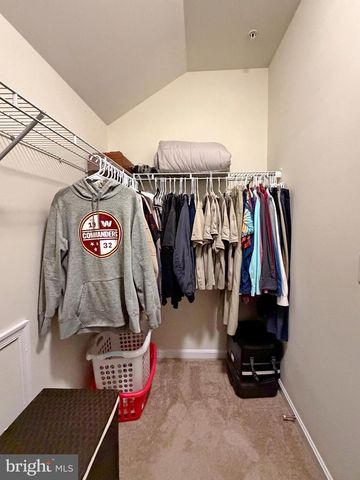 61 STEEPLECHASE DR, La Plata, MD 20646