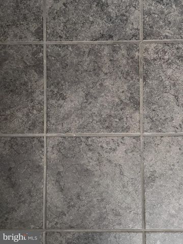 61 STEEPLECHASE DR, La Plata, MD 20646