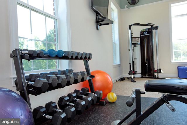 61 STEEPLECHASE DR, La Plata, MD 20646