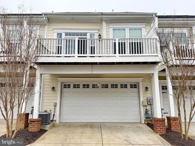 61 STEEPLECHASE DR, La Plata, MD 20646