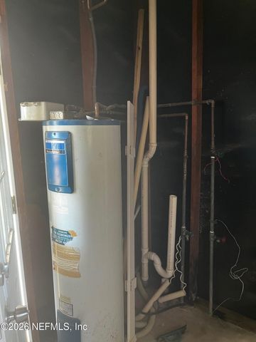 211 SATURN Lane N, Orange Park, FL 32073