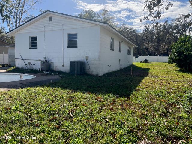 211 SATURN Lane N, Orange Park, FL 32073