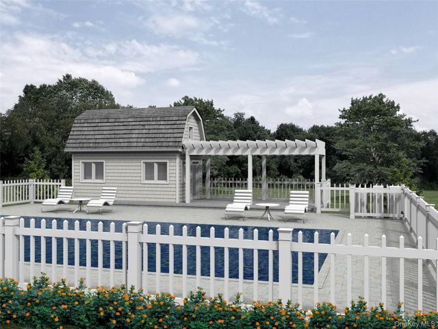 5 Michaels Way, Westhampton Beach, NY 11978