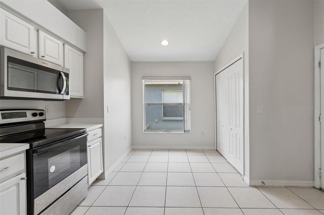 2222 ROANOKE SPRINGS DRIVE, Ruskin, FL 33570